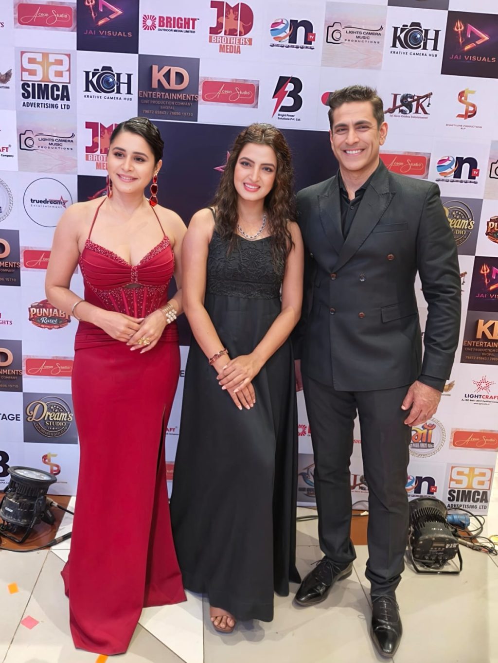 WhatsApp Image 2026-02-26 at 17.49.07 (2)